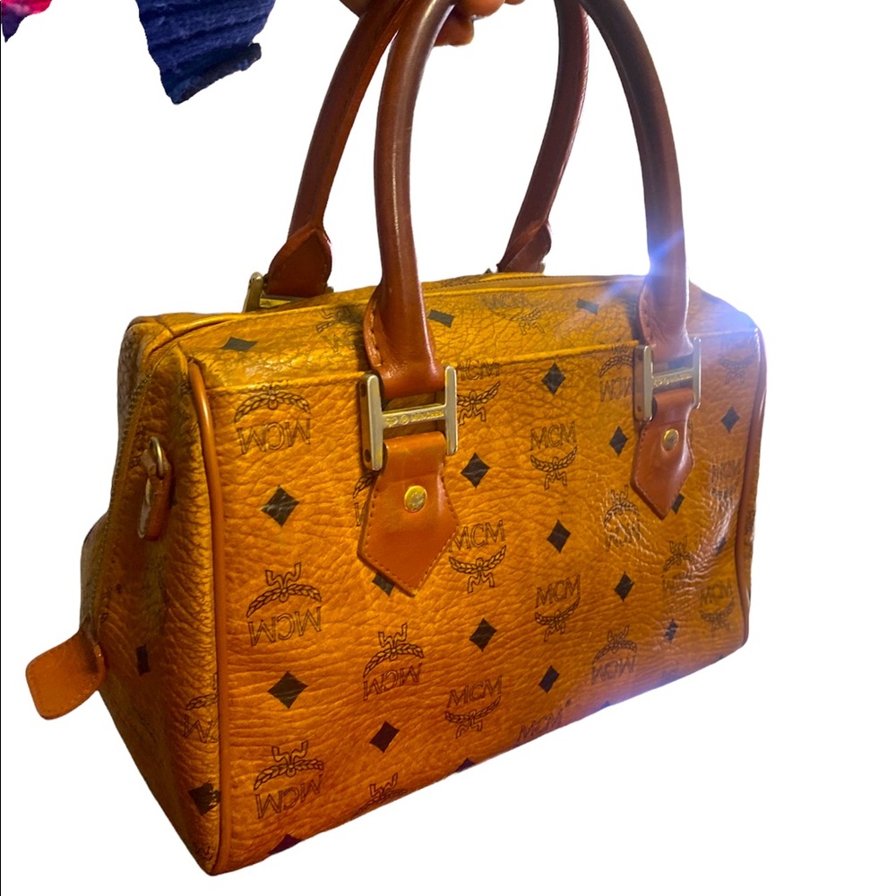 VINTAGE MCM BOSTON HANDBAG 1990’s PRICE DROP⬇️